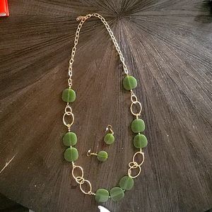 Gold and olive green jewelry set